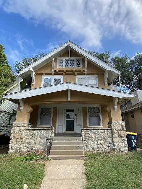4221 Chestnut Ave, Kansas City MO - Owner Finance Home