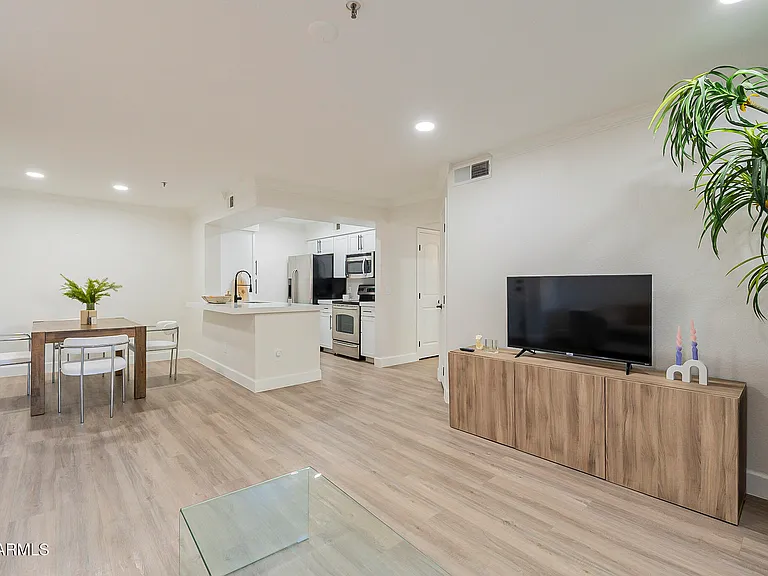 2025 E Campbell Ave #265 — Photo 13