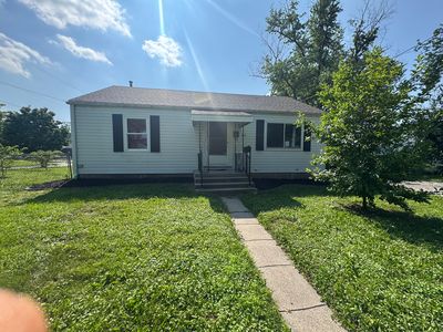 1500 E 29th St, Des Moines, IA, 50317