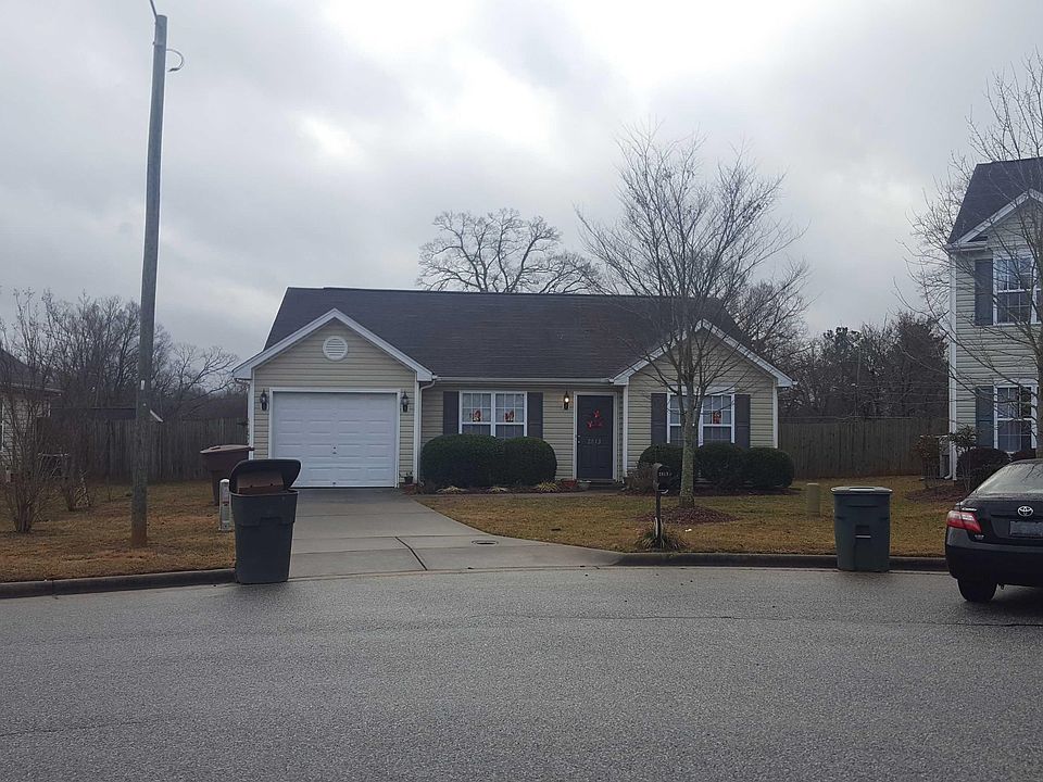 1st image of 2813 Green Crest Ct