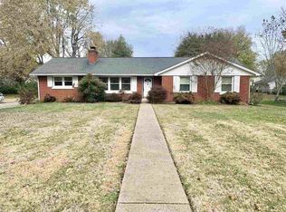 904 Roselawn Way, Bowling Green, KY 42104