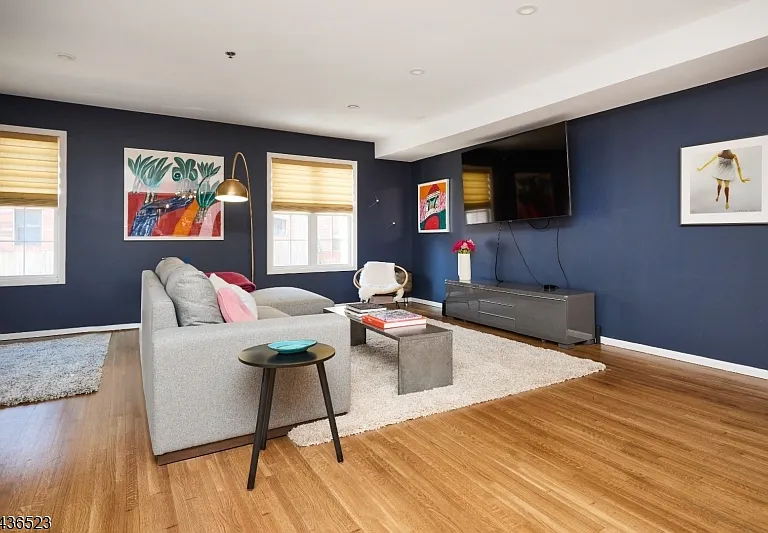 17-25 Church St #15 — Photo 3