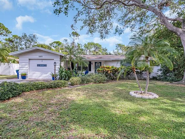 5831 Hillside St, Seminole, FL 33772