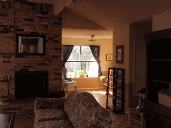 3rd image of 410 Hemlock Dr