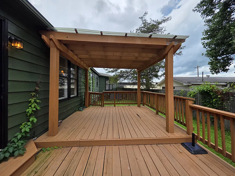 201 W M Ave — Photo 12