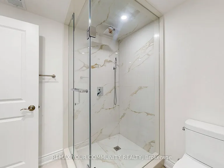 275 Betty Ann Dr — Photo 37