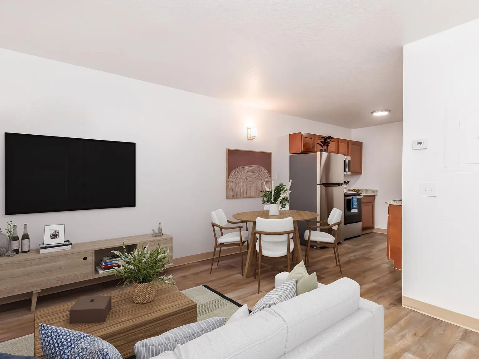 Mountain Steppes Apartments — Photo 3