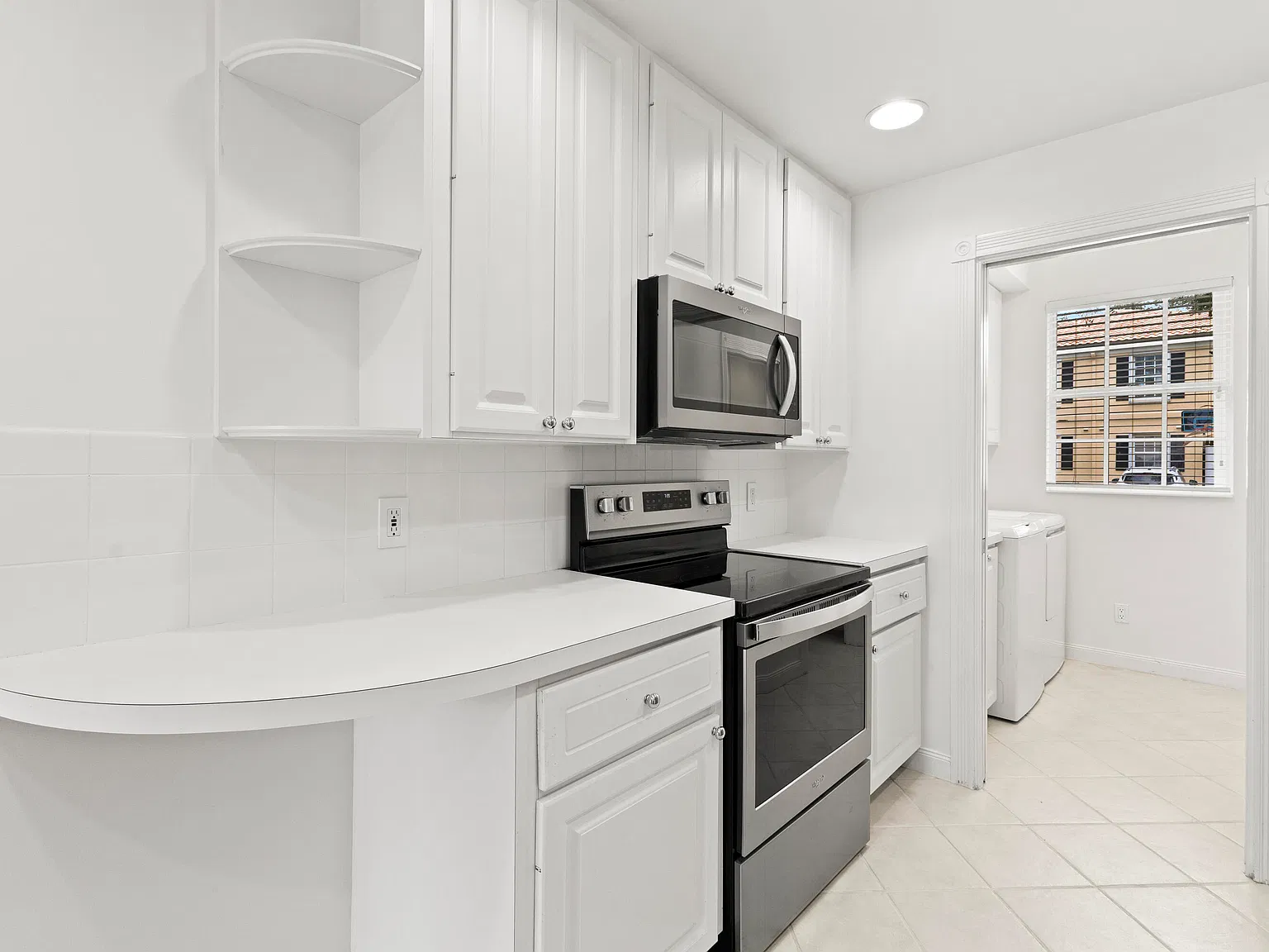 3 bed, 2.5 bath, 1500 sqft, $3,195 — Photo 4