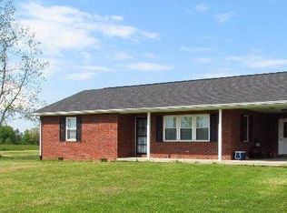 1816 W Highway 1376, East Bernstadt, KY 40729