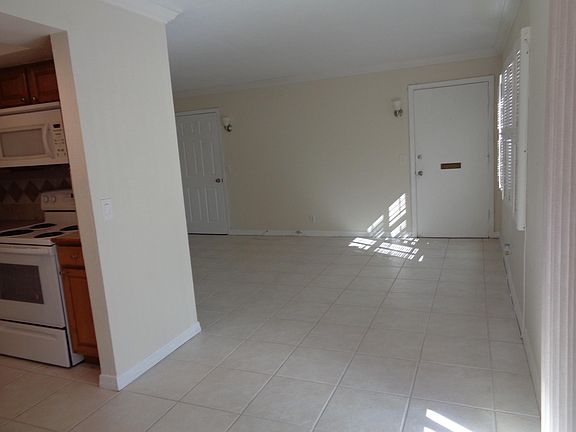 2nd image of 312 SOUTHWIND Drive #104