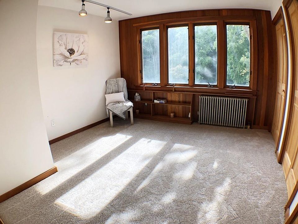 1st image of 52 Bancroft Park #52