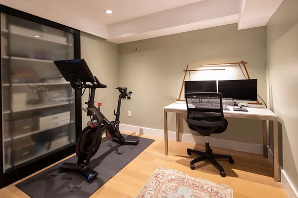 Sold by Compass | media 21