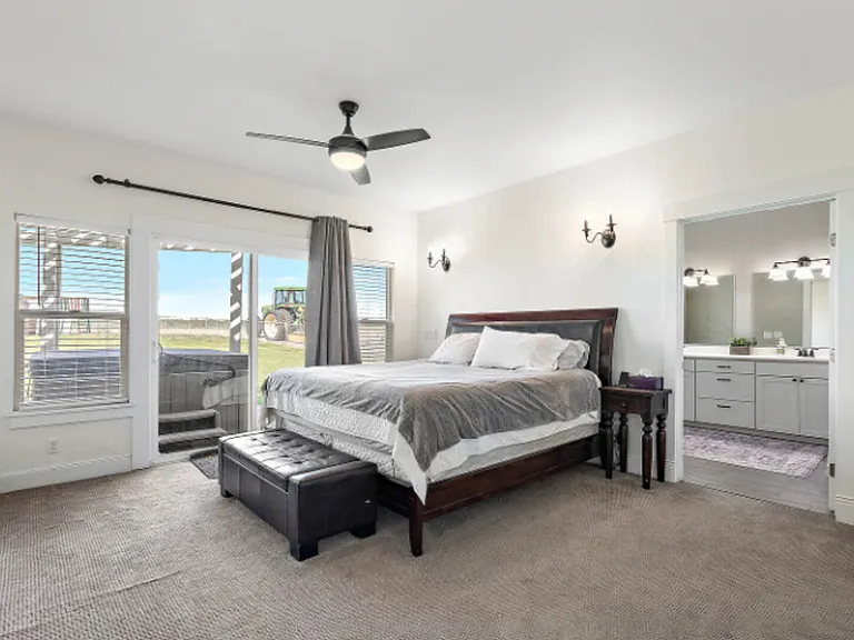 Southlake Cir — Photo 9