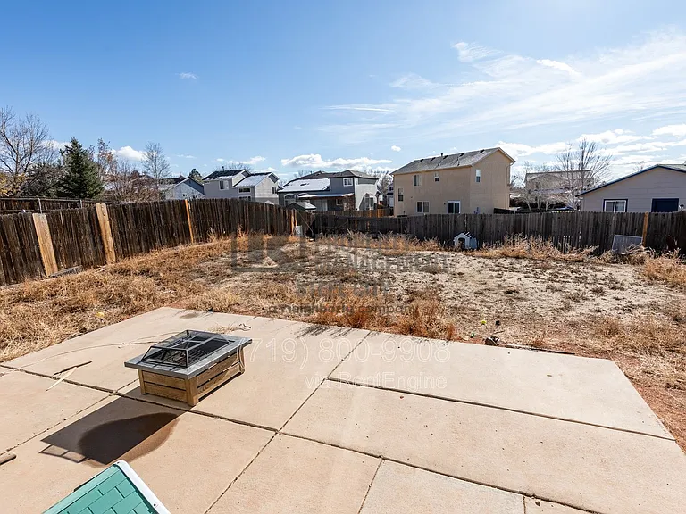 2214 Cowhand Pl — Photo 34