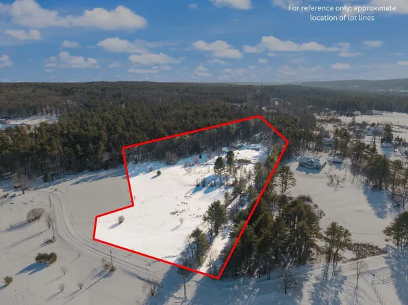 7 Shaw Road, Falmouth, ME 04105