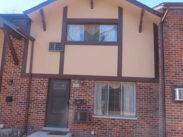 1S262 Windsor Ln, Villa Park, IL 60181