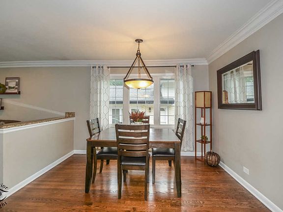 4th image of 5109 W 105th St