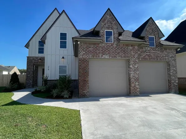 214 Amsterdam Ave, Youngsville, LA 70592