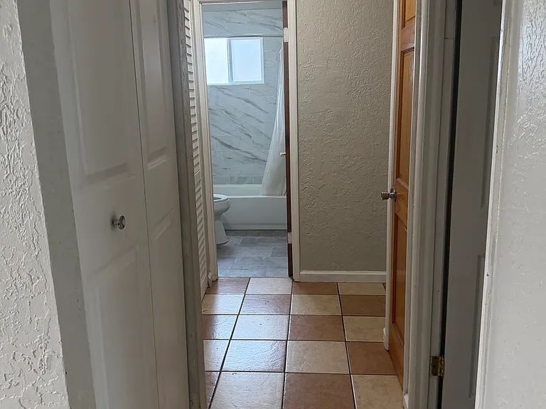 1216 Grovewood Dr — Photo 13