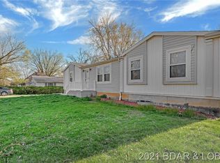 904 Colorado Ave, Eldon, MO 65026