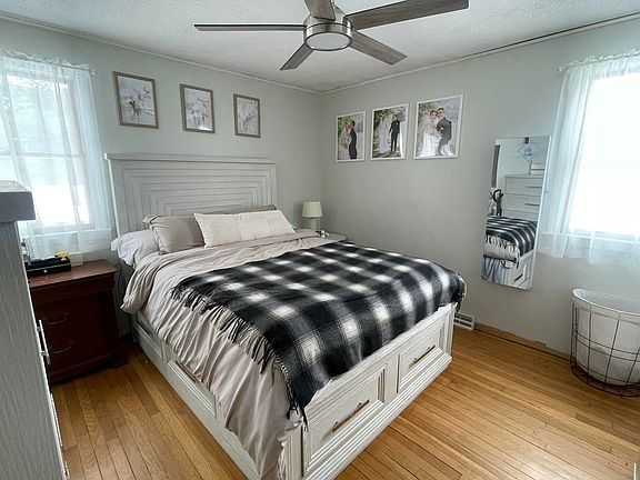 4th image of 35 Merryman Road