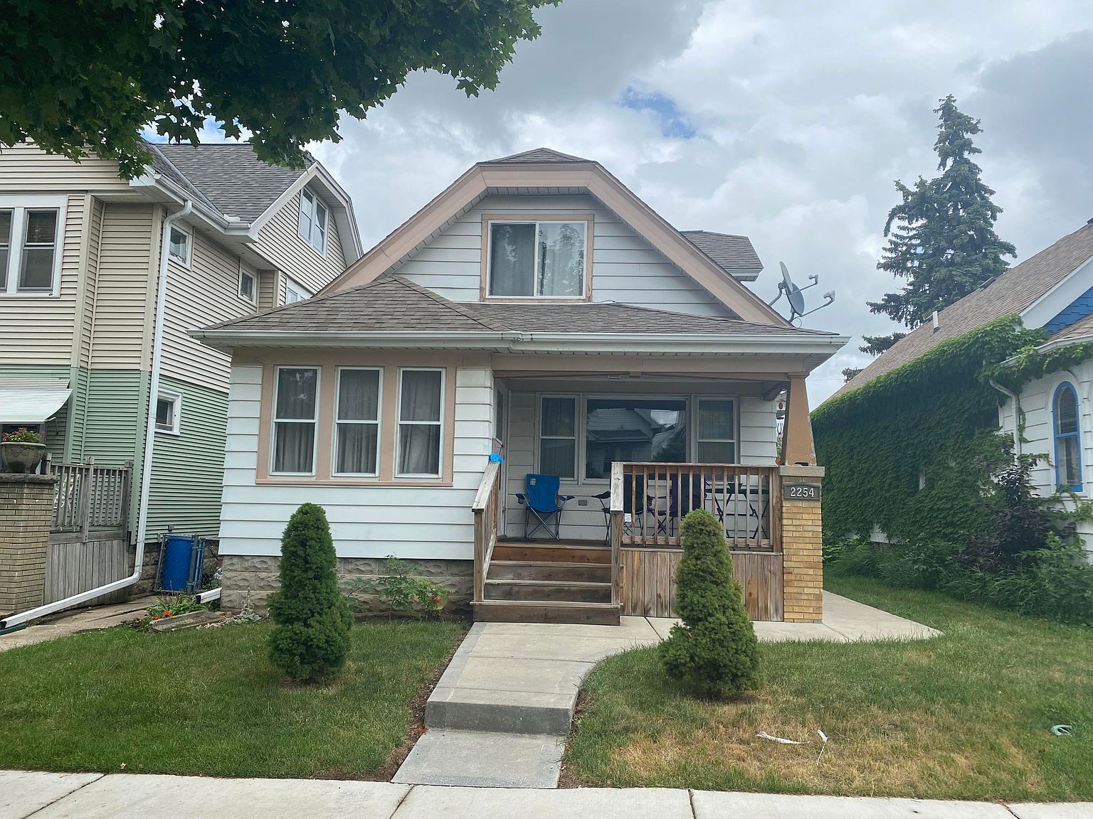 2254 S 59th St, West Allis, WI 53219 Zillow