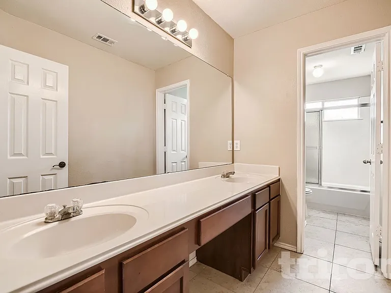 13 Monticello Ct — Photo 9