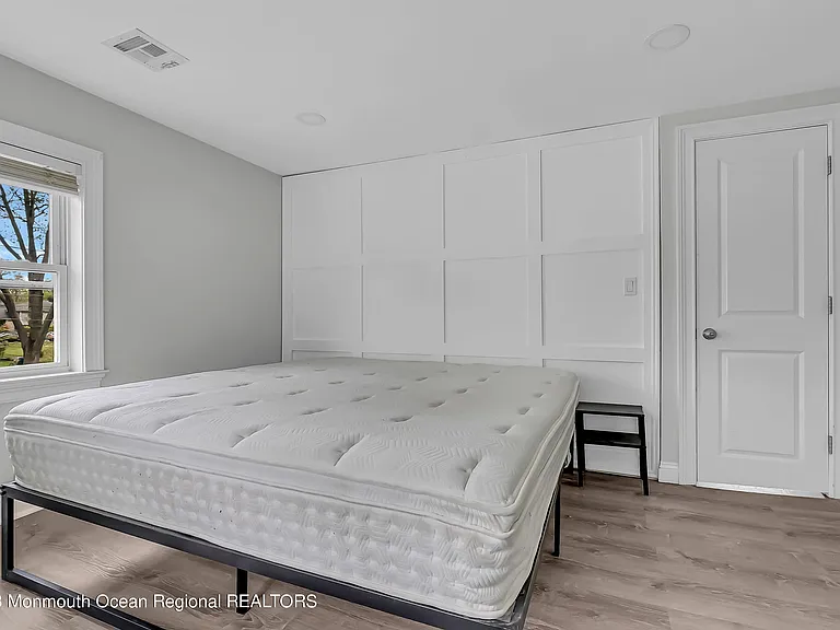 140 Idlewood Ave — Photo 17