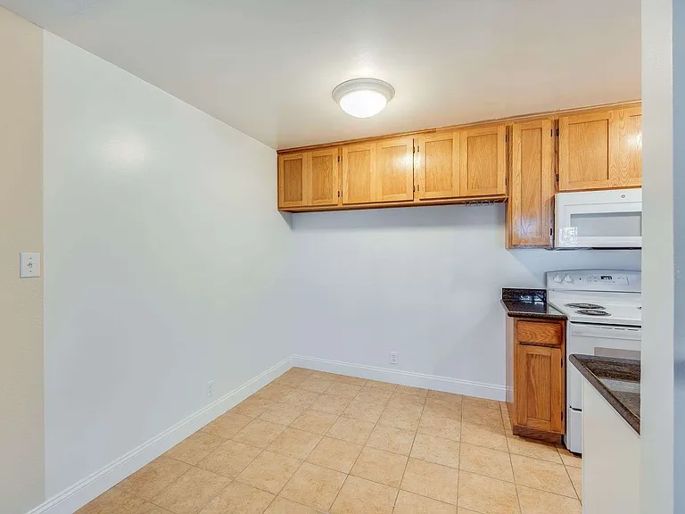 3422 Andover St #304 — Photo 15