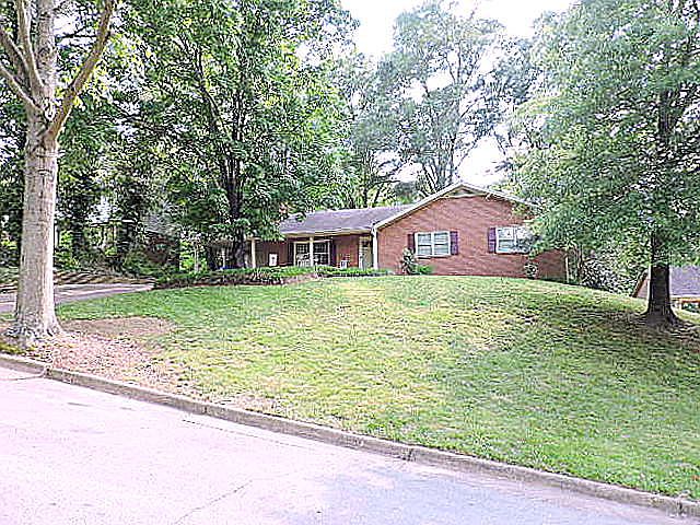 1st image of 132 Greencroft Pl