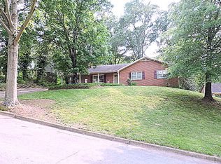 132 Greencroft Pl, Danville, VA 24541