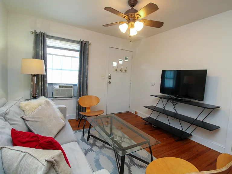 375 Weaverville Rd #3 — Photo 4