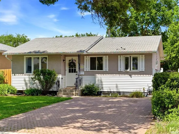 5608 2nd AVENUE N, Regina, SK S4R 5M5
