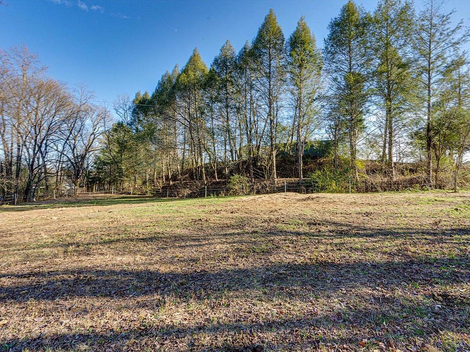 46th image of 200 Reavley Rd