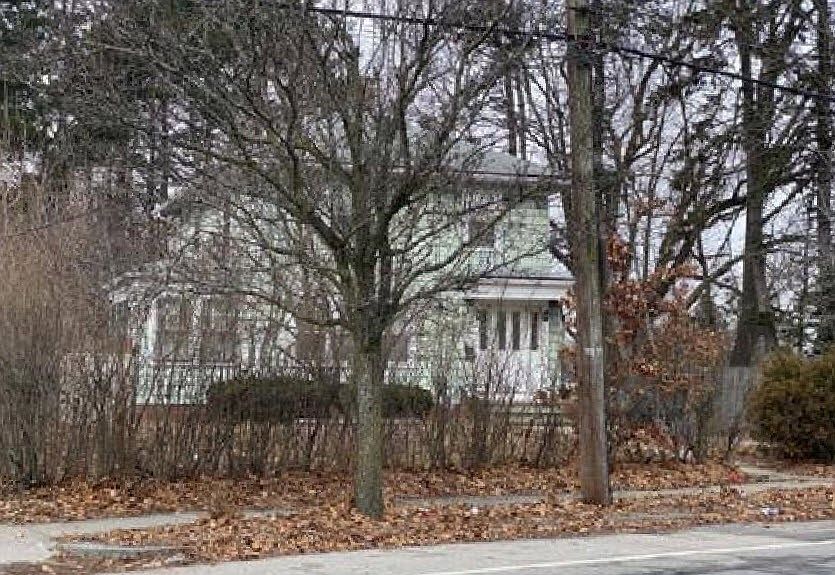 2nd image of 1619 Broad St