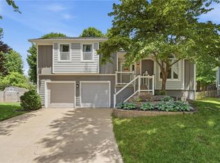 12441 S Alden Cir, Olathe, KS 66062