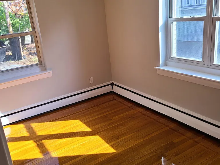 65 Selkirk Rd #3 — Photo 10