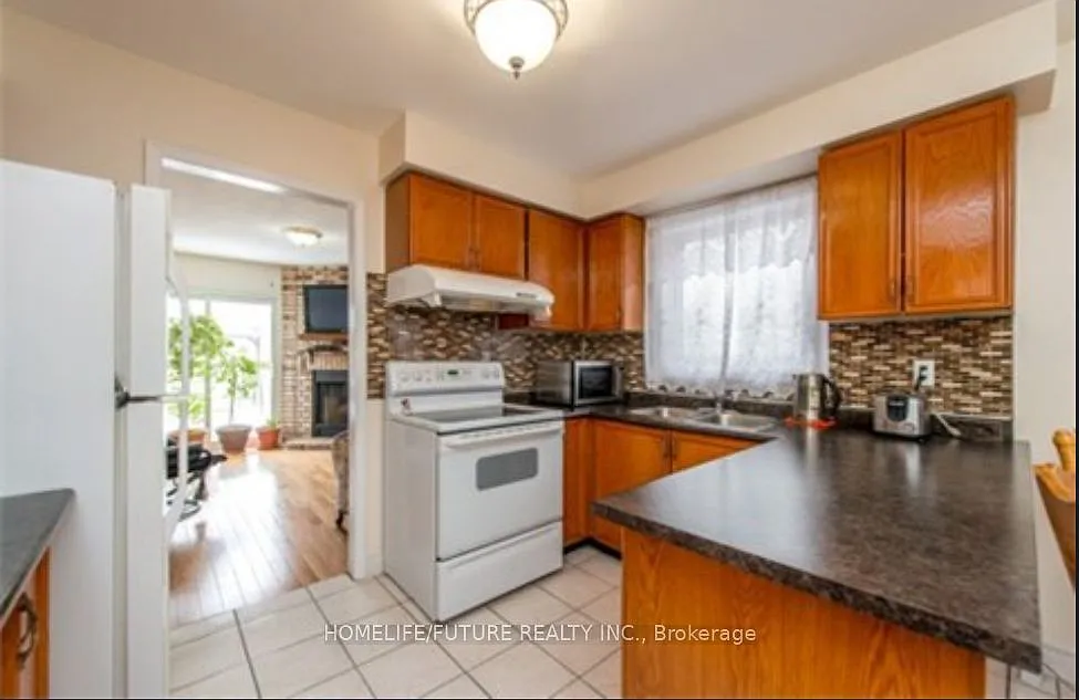 4 bed, $3,100 — Photo 4