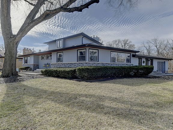 3rd image of 712 Gardner Rd