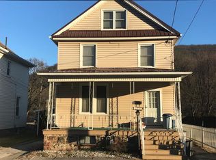 806 Park Ave, Tyrone, PA 16686