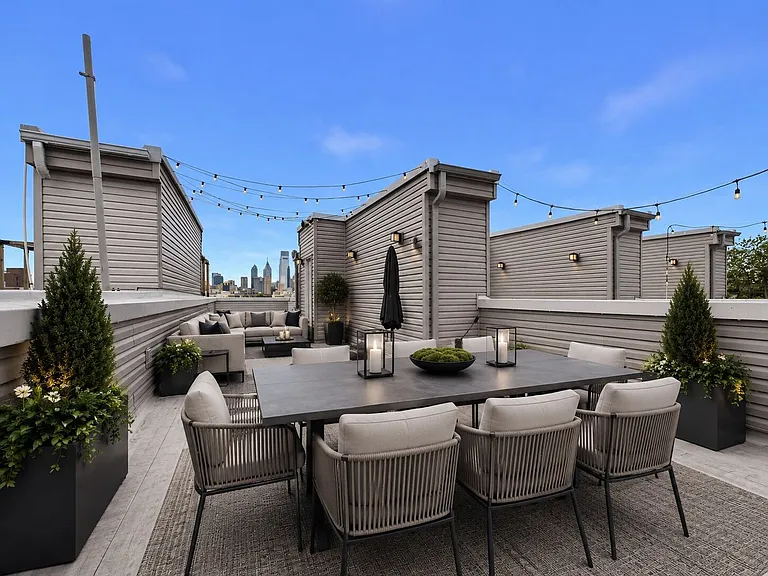 1514 Cambridge St — Photo 45