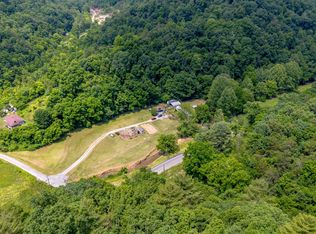 120 Bear Hollow Rd, Bristol, TN 37620