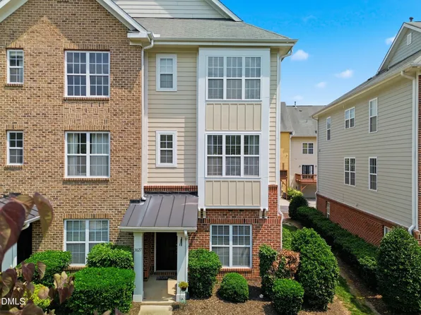 3827 Cary Glen Blvd, Cary, NC 27519