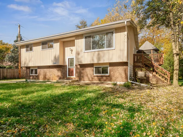 (undisclosed Address), West Chicago, IL 60185