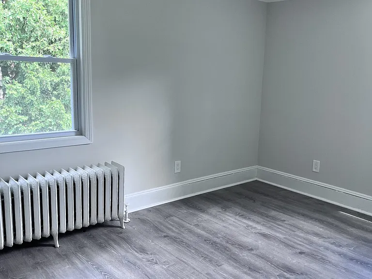 6088 Main St #1 — Photo 18
