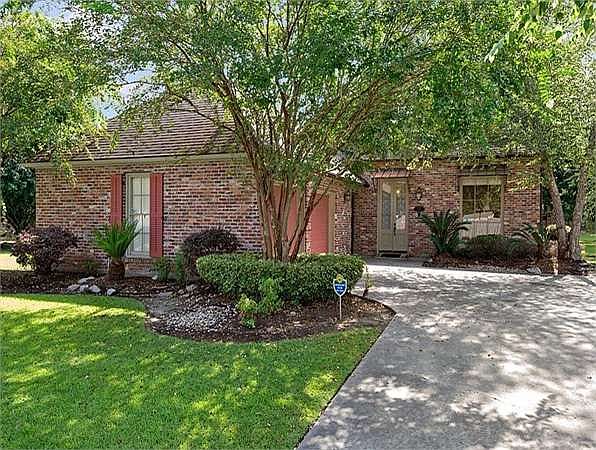 1st image of 5292 Waterford Dr