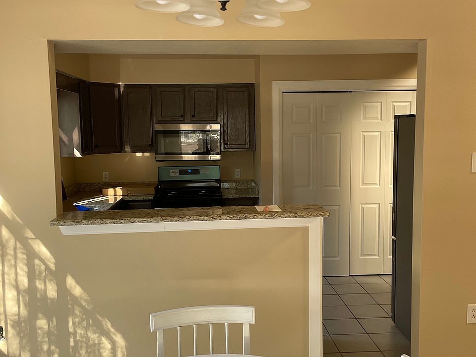 1st image of 1022 Los Puentes Dr SW