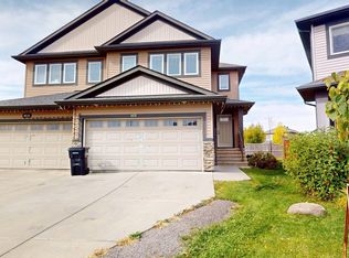 4826 171a Ave NW, Edmonton, AB T5Y3P3