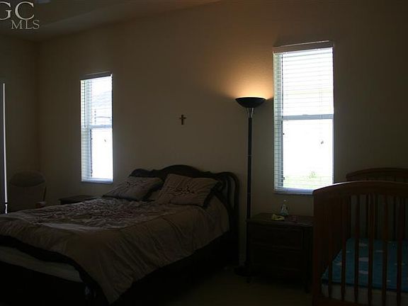 3rd image of 2332 SW 30th St