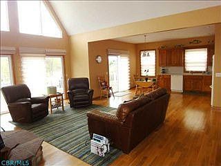 4th image of 560 Baldwin Heights Cir
